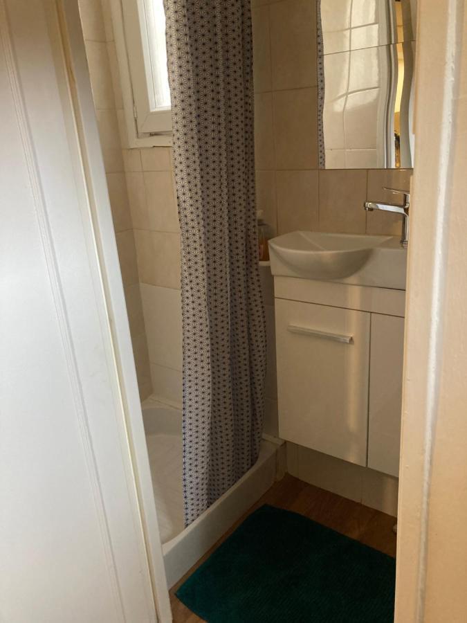 Une Chambre Chez Nous, A 12 Minutes De Paris Малакофф Екстер'єр фото